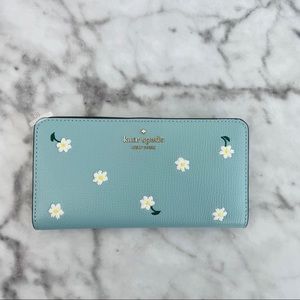 Kate Spade Darcy Embroidered Daisy Large Slim Bifold Wallet